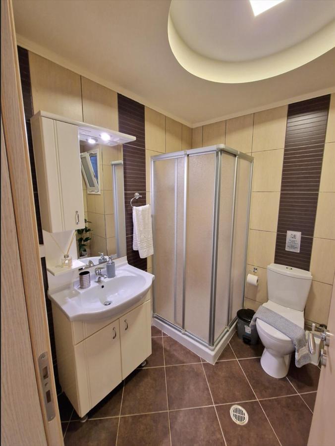 Appartamento Luxury - Comfy Center Rodos Asgourou Esterno foto